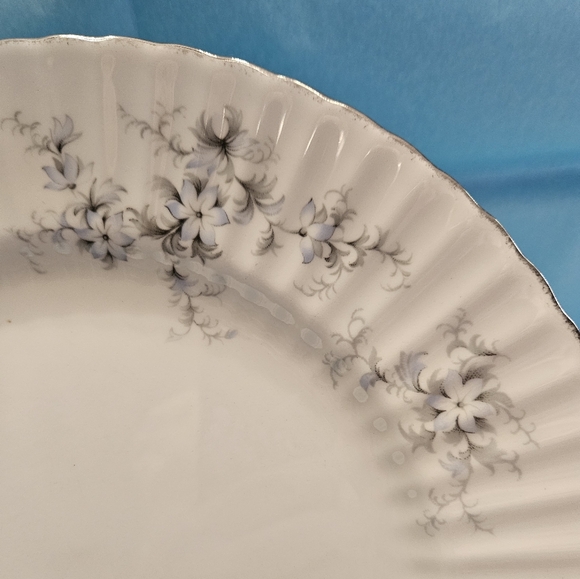 "Bride's Choice" Dinner Plate by Paragon. - Picture 2 of 5